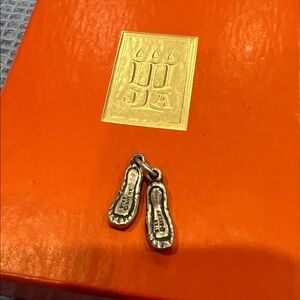 James Avery vintage Ballet toe shoes dangle   charm  silver 925
Retired charm